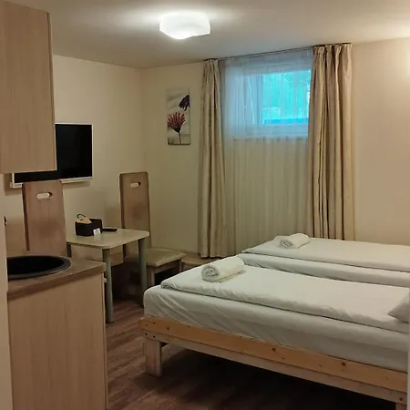 Kubu Ground Floor Rooms Klaipeda Exterior photo