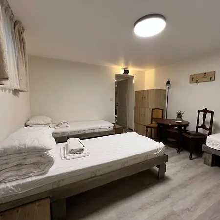 Kubu Ground Floor Rooms Klaipeda Exterior photo